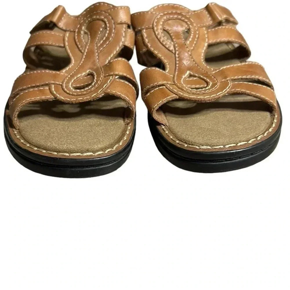 Clark s sandals ,Men size 7, Tan color,leather upper,slip on,velcro adjustable - Picture 6 of 10